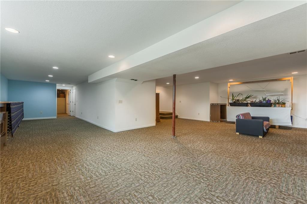 Liberty, Missouri, 64068, United States, ,5 BathroomsBathrooms,Residential,Active,1790254