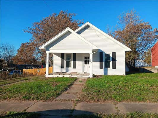 214 S MAIN ST, CARROLLTON, MO 64633 - Image 1