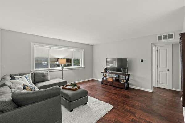 4516 BROADWAY UNIT 104, KANSAS CITY, MO 64111 - Image 1