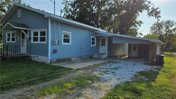 414 S 3RD ST, HUMBOLDT, KS 66748, photo 2 of 28