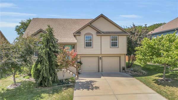 8404 N KENSINGTON AVE, KANSAS CITY, MO 64156 - Image 1