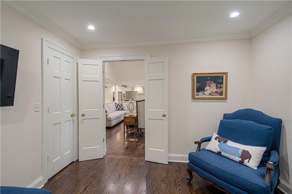 Prairie Village, Kansas, 66208, United States, 4 Bedrooms Bedrooms, ,4 BathroomsBathrooms,Residential,Active,1944109