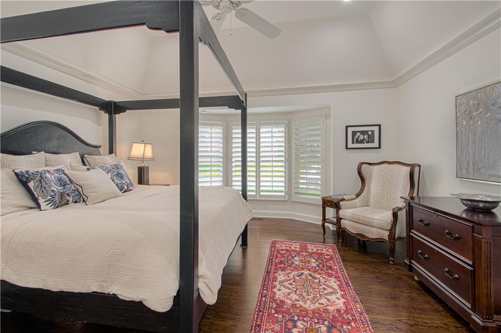 Prairie Village, Kansas, 66208, United States, 4 Bedrooms Bedrooms, ,4 BathroomsBathrooms,Residential,Active,1944109