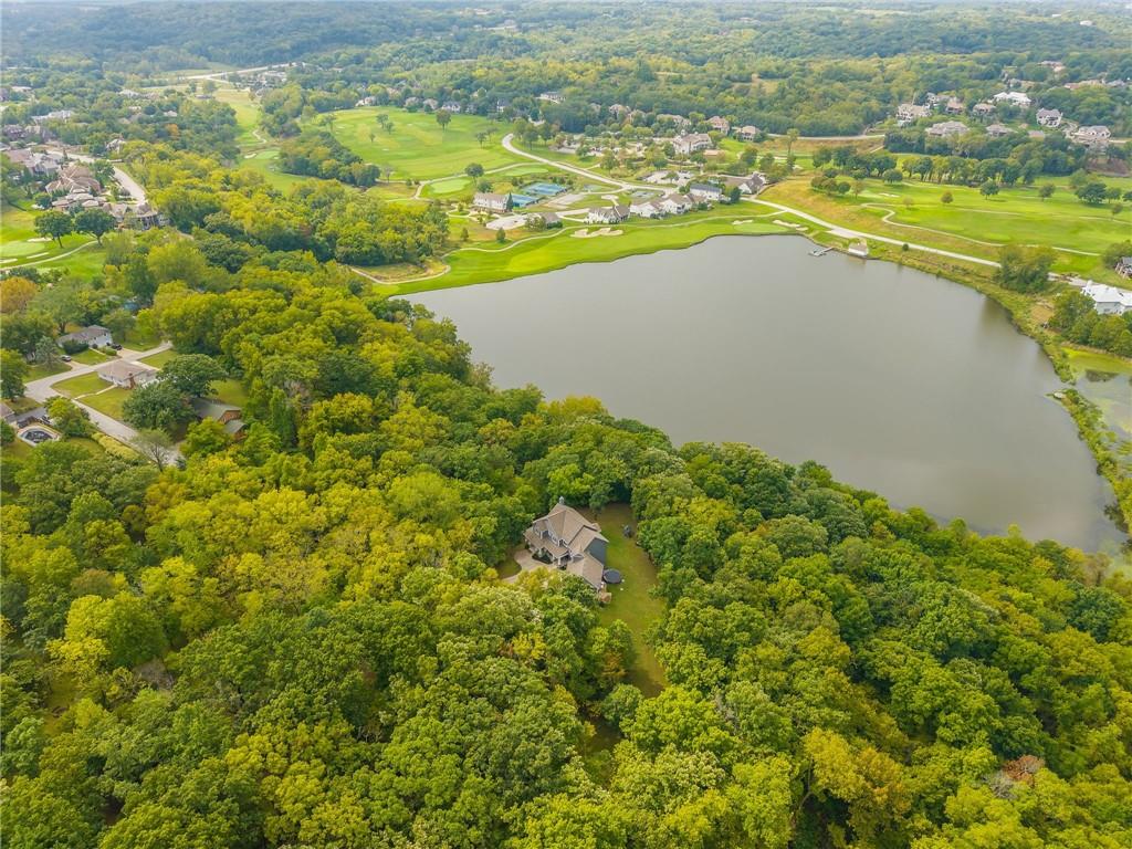 Parkville, Missouri, 64152, United States, 4 Bedrooms Bedrooms, ,5 BathroomsBathrooms,Residential,Active,1987258