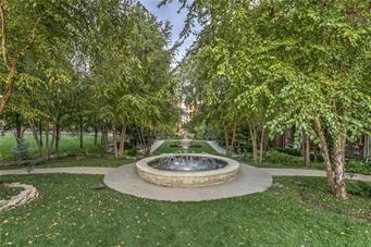 Kansas City, Missouri, 64112, United States, 3 Bedrooms Bedrooms, ,3 BathroomsBathrooms,Residential,Active,1922740