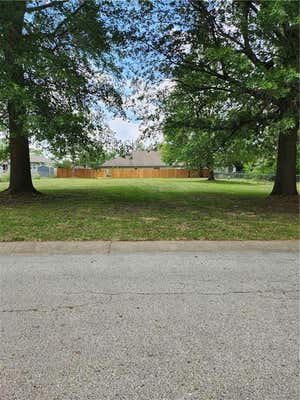 21608 S CLAIRMONT ST, PECULIAR, MO 64078 - Image 1