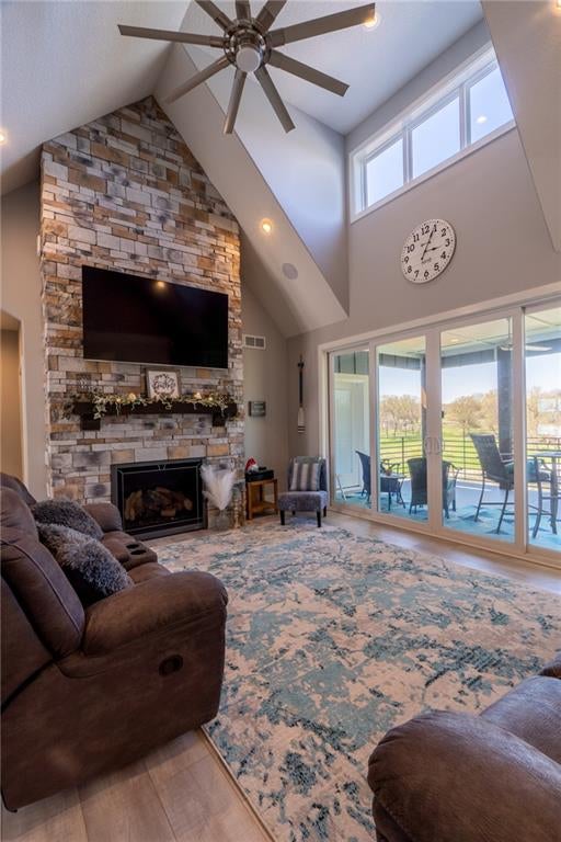 Altamont, Missouri, 64620, United States, 4 Bedrooms Bedrooms, ,4 BathroomsBathrooms,Residential,Active,1774004