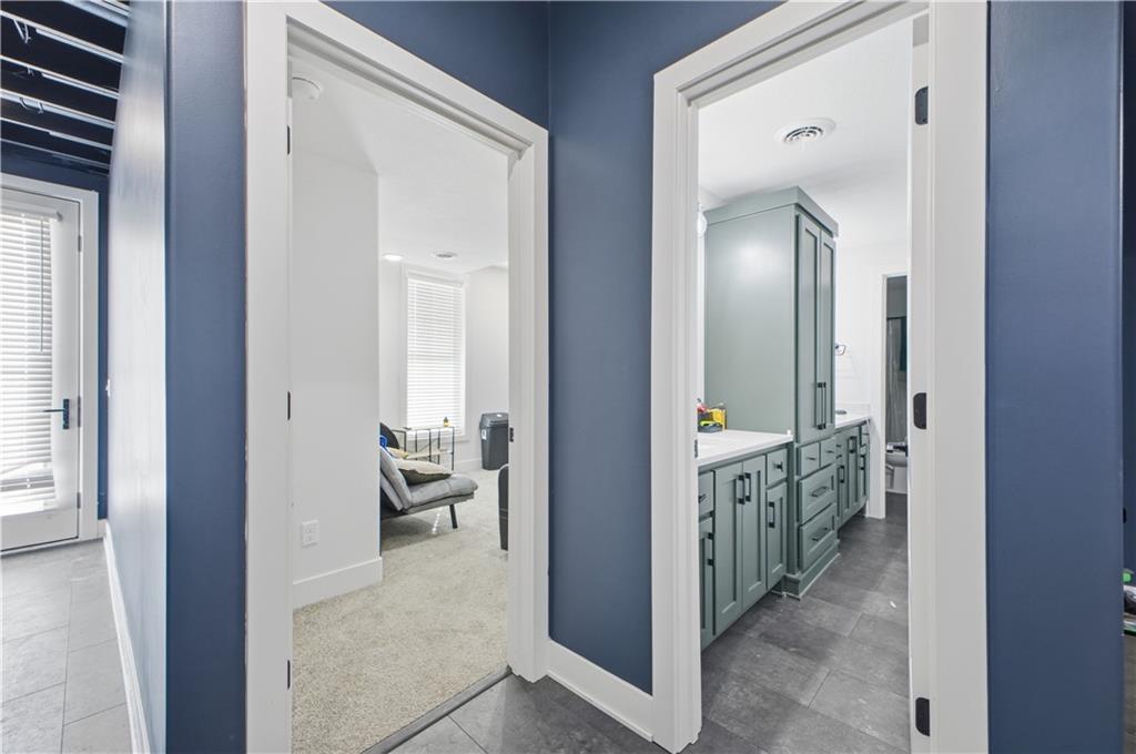 St Joseph, Missouri, 64507, United States, 5 Bedrooms Bedrooms, ,5 BathroomsBathrooms,Residential,Active,2007340