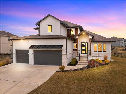 4729 NE JAMESTOWN DR, LEES SUMMIT, MO 64064 - Image 2620f964847f206bf57c84bffaa81db77c585ae2