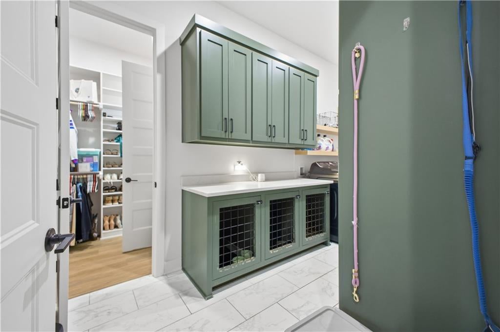 St Joseph, Missouri, 64507, United States, 5 Bedrooms Bedrooms, ,5 BathroomsBathrooms,Residential,Active,2007340