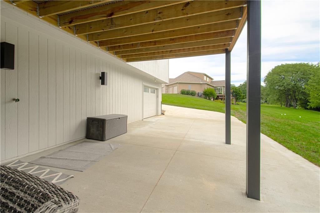 Kearney, Missouri, 64060, United States, 4 Bedrooms Bedrooms, ,3 BathroomsBathrooms,Residential,Active,1927650