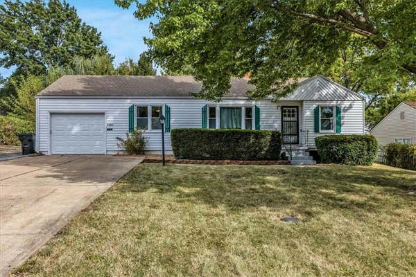 5421 WILLOW AVE, RAYTOWN, MO 64133 - Image 1