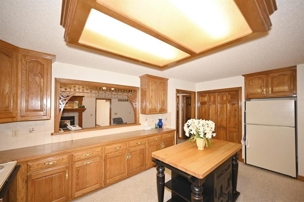 Weston, Missouri, 64098, United States, 4 Bedrooms Bedrooms, ,3 BathroomsBathrooms,Residential,Active,1989765