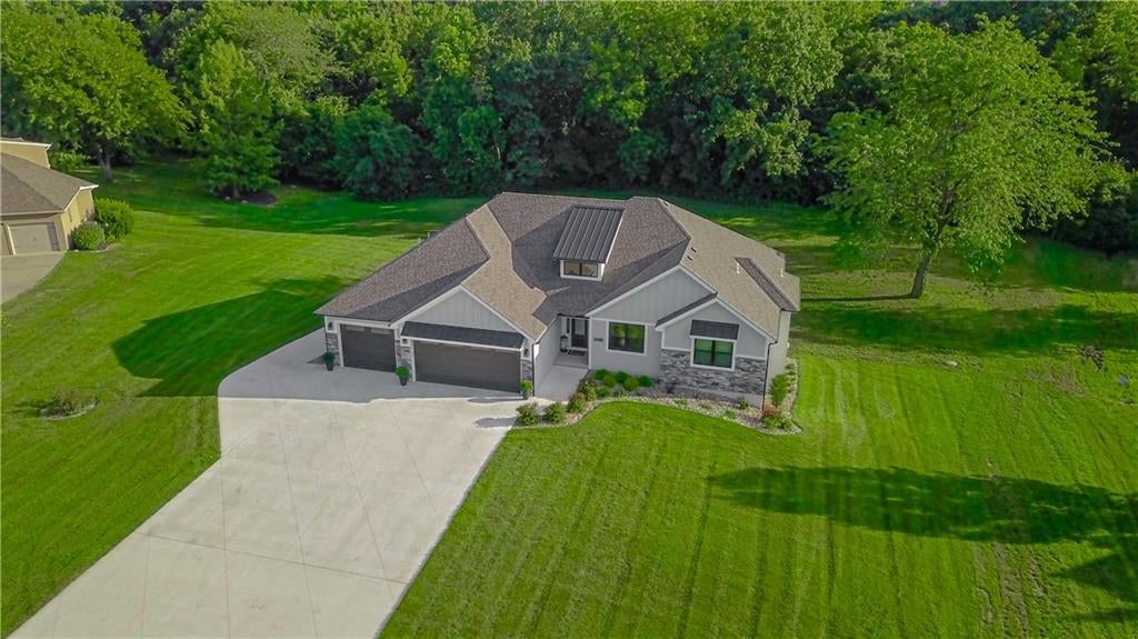Kearney, Missouri, 64060, United States, 4 Bedrooms Bedrooms, ,3 BathroomsBathrooms,Residential,Active,1927650
