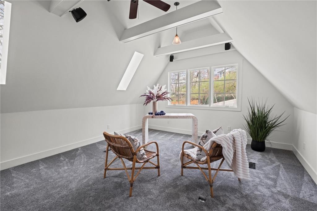 Kansas City, Missouri, 64112, United States, 4 Bedrooms Bedrooms, ,4 BathroomsBathrooms,Residential,Active,1748721