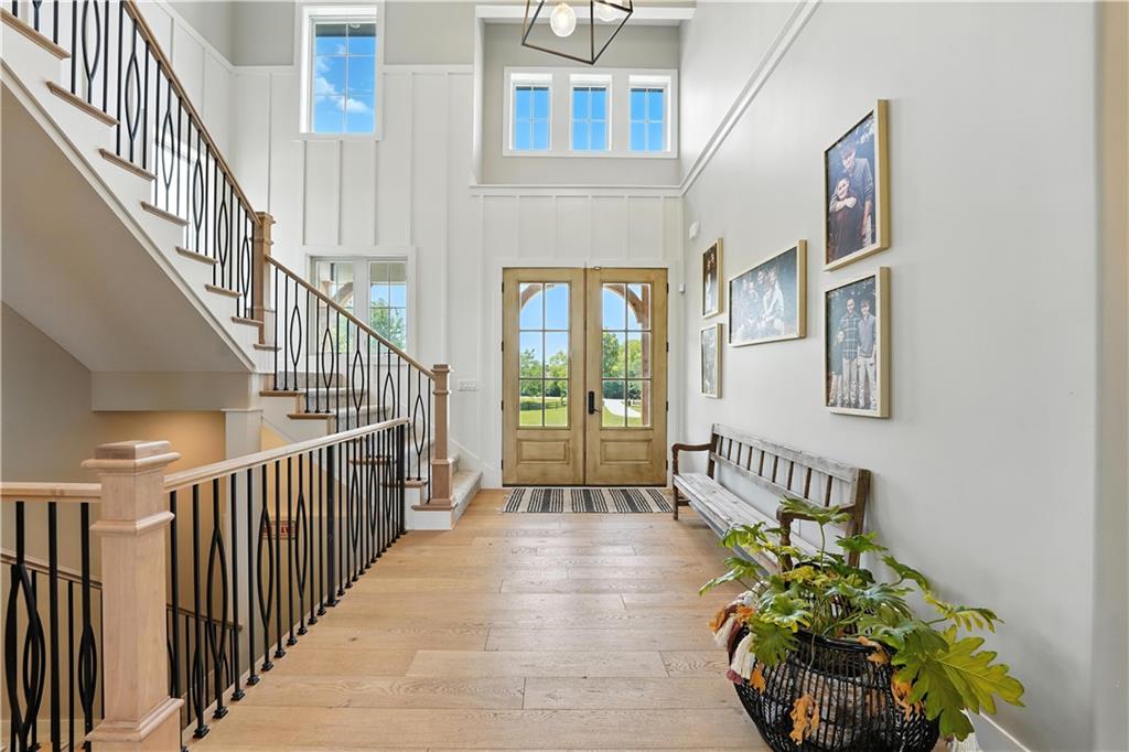 Liberty, Missouri, 64068, United States, 6 Bedrooms Bedrooms, ,5 BathroomsBathrooms,Residential,Active,1922515