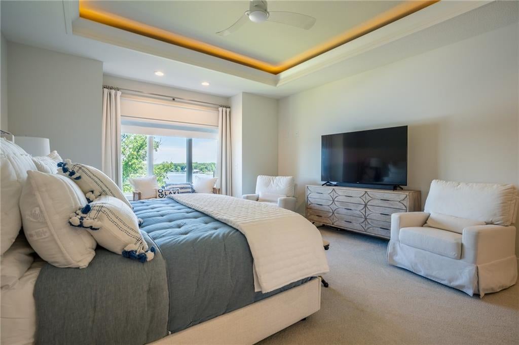 Altamont, Missouri, 64620, United States, 5 Bedrooms Bedrooms, ,5 BathroomsBathrooms,Residential,Active,1880022