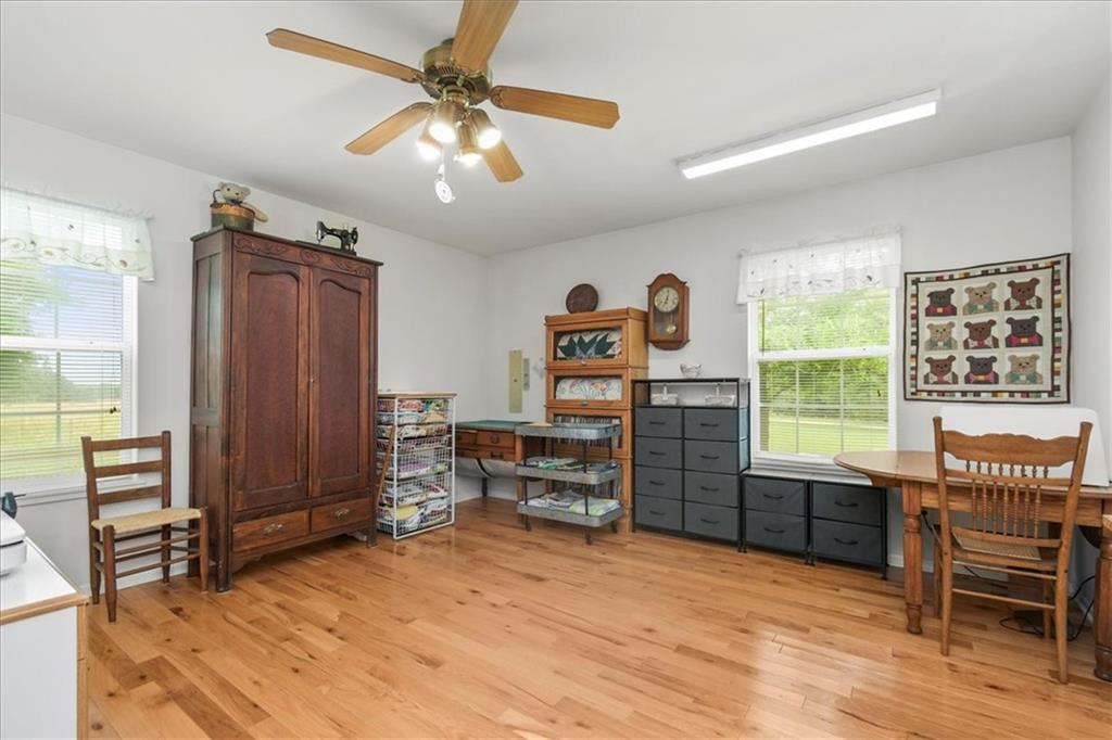 Macks Creek, Missouri, 65786, United States, 3 Bedrooms Bedrooms, ,3 BathroomsBathrooms,Residential,Active,1893234