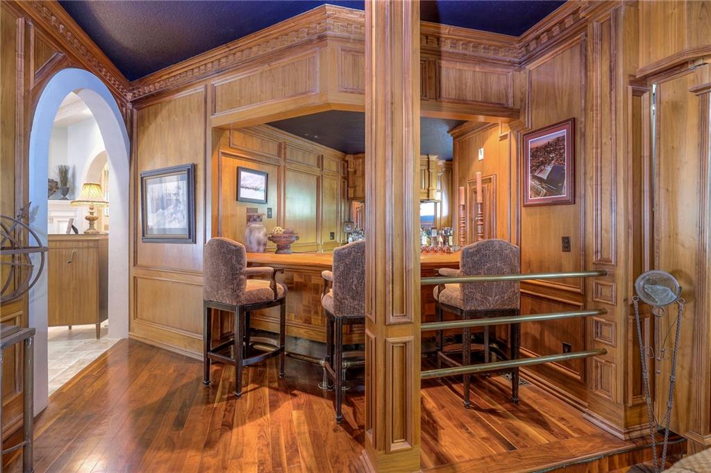 Kansas City, Missouri, 64114, United States, 5 Bedrooms Bedrooms, ,9 BathroomsBathrooms,Residential,Active,1929676