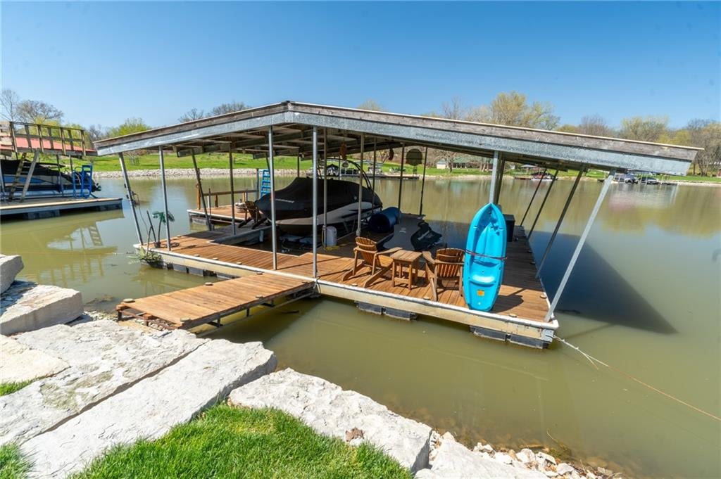 Altamont, Missouri, 64620, United States, 4 Bedrooms Bedrooms, ,4 BathroomsBathrooms,Residential,Active,1774004