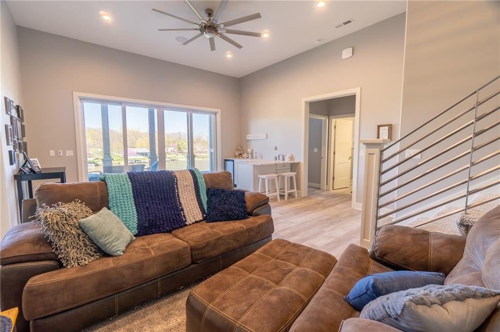 Altamont, Missouri, 64620, United States, 4 Bedrooms Bedrooms, ,4 BathroomsBathrooms,Residential,Active,1774004