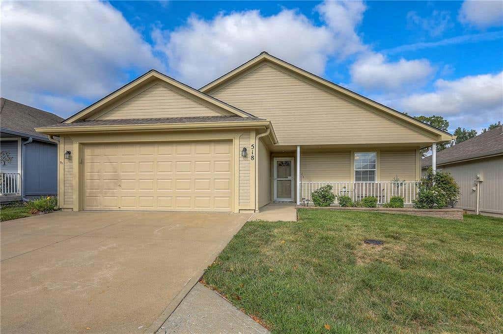 518 GALAXY LN, RAYMORE, MO 64083, photo 1 of 36