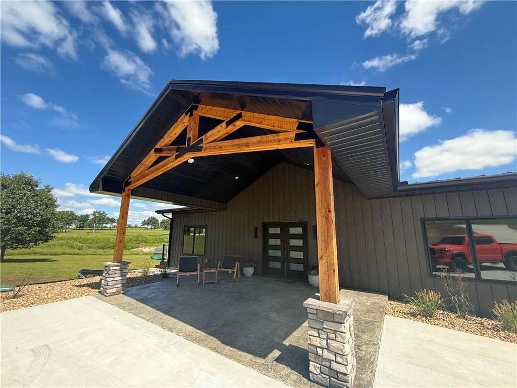 Altamont, Missouri, 64620, United States, 3 Bedrooms Bedrooms, ,3 BathroomsBathrooms,Residential,Active,1922653