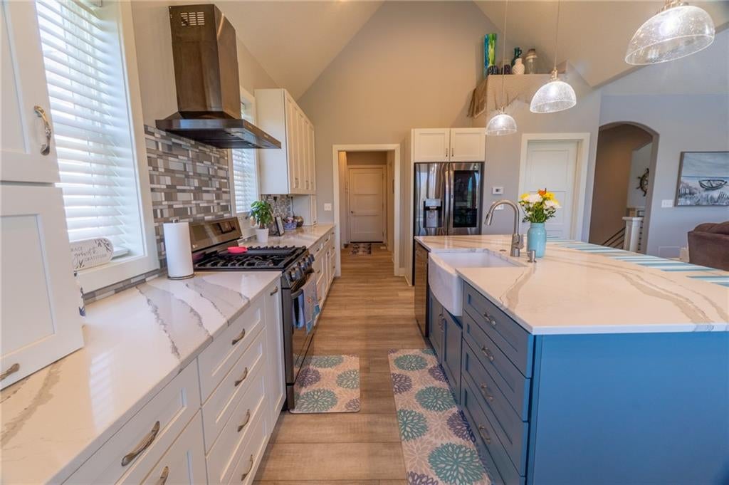 Altamont, Missouri, 64620, United States, 4 Bedrooms Bedrooms, ,4 BathroomsBathrooms,Residential,Active,1774004