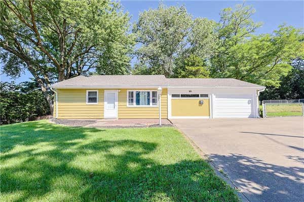 211 E CLIFF ST, SAINT JOSEPH, MO 64504 - Image 1