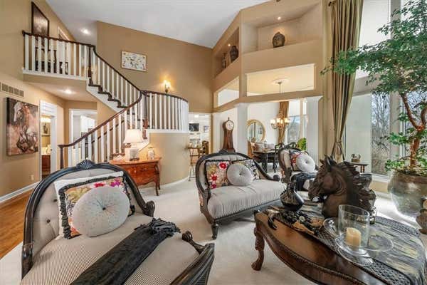 709 NE LAKE POINTE DR, LEES SUMMIT, MO 64064 - Image 448f329de41b74f5d12efad8b9cc2d96b7107a2b