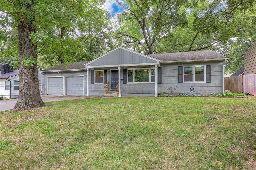 6609 CRAIG ST, MERRIAM, KS 66202, photo 1 of 17