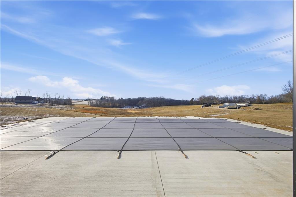 St Joseph, Missouri, 64507, United States, 5 Bedrooms Bedrooms, ,5 BathroomsBathrooms,Residential,Active,2007340