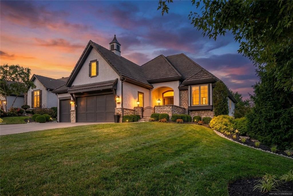 Loch Lloyd, Missouri, 64012, United States, 3 Bedrooms Bedrooms, ,4 BathroomsBathrooms,Residential,Active,1929453