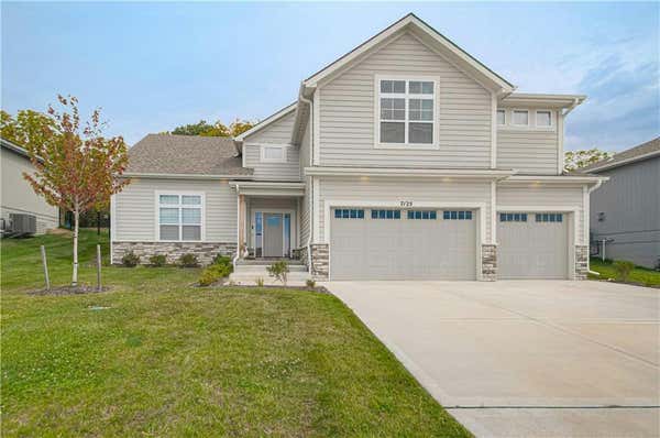 7125 NW FOREST LAKES DR, PARKVILLE, MO 64152 - Image 1