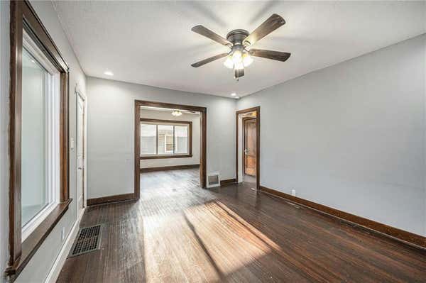 3011 E 59TH ST, KANSAS CITY, MO 64130, photo 4 of 26