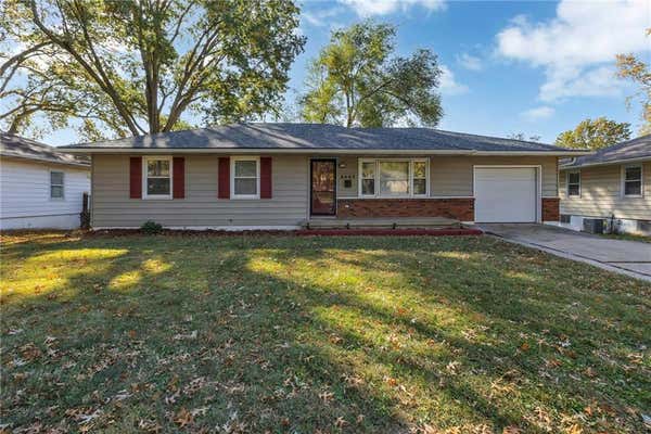 8605 E 83RD ST, RAYTOWN, MO 64138 - Image 1