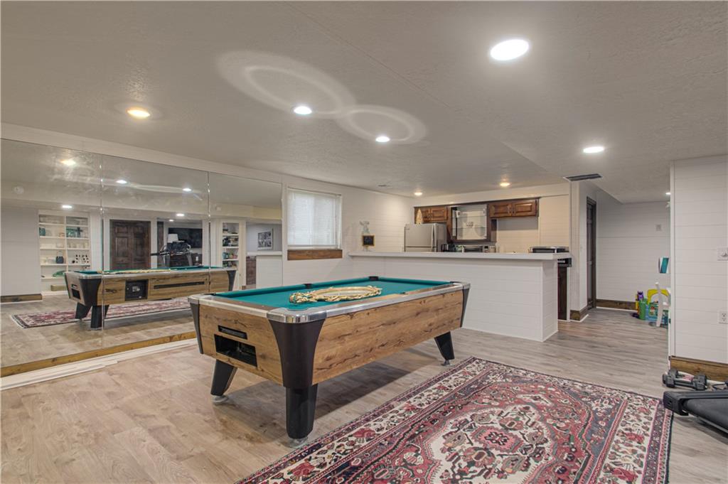 Prairie Village, Kansas, 66208, United States, 4 Bedrooms Bedrooms, ,4 BathroomsBathrooms,Residential,Active,1944109