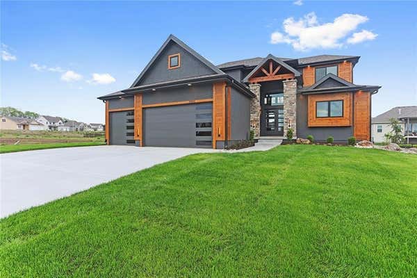 2033 SW RED BARN LN, LEES SUMMIT, MO 64082 - Image 4d14a9072f8701d0307b6df2f051939827fec1c3