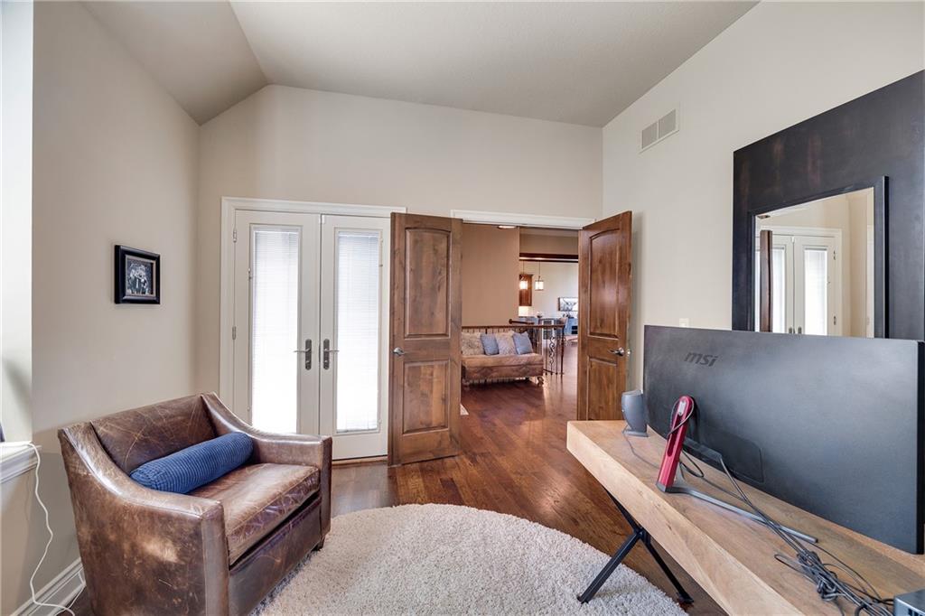 Loch Lloyd, Missouri, 64012, United States, 3 Bedrooms Bedrooms, ,4 BathroomsBathrooms,Residential,Active,1929453