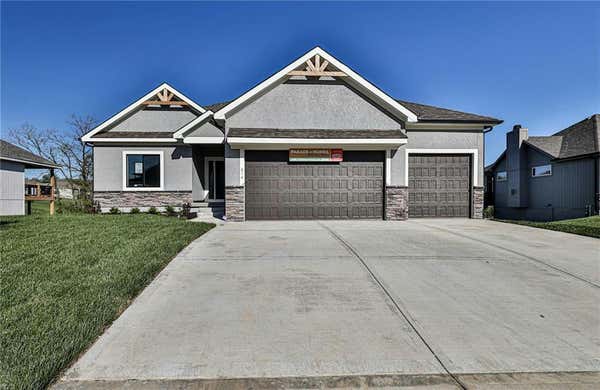 217 SW CHELMSFORD DR, BLUE SPRINGS, MO 64014 - Image 1