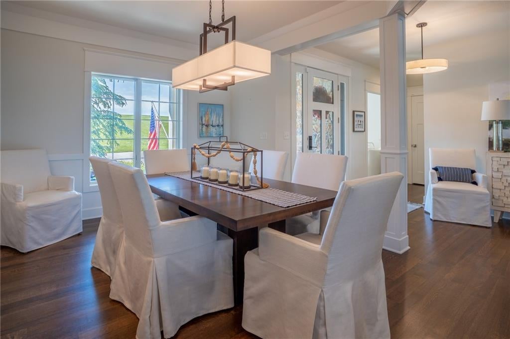 Altamont, Missouri, 64620, United States, 5 Bedrooms Bedrooms, ,5 BathroomsBathrooms,Residential,Active,1880022