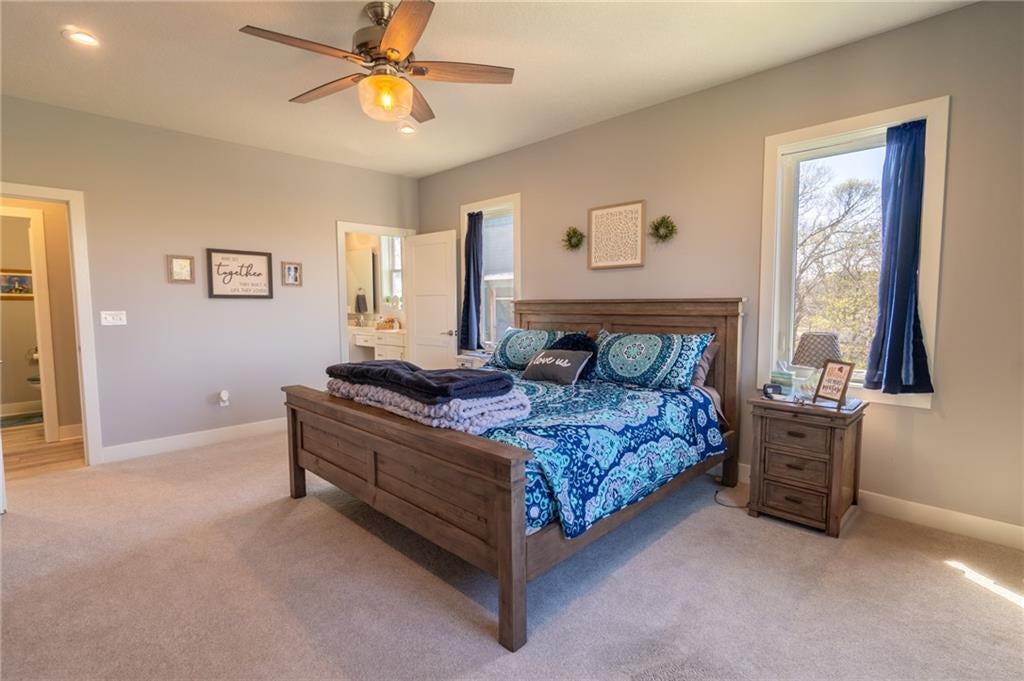 Altamont, Missouri, 64620, United States, 4 Bedrooms Bedrooms, ,4 BathroomsBathrooms,Residential,Active,1774004