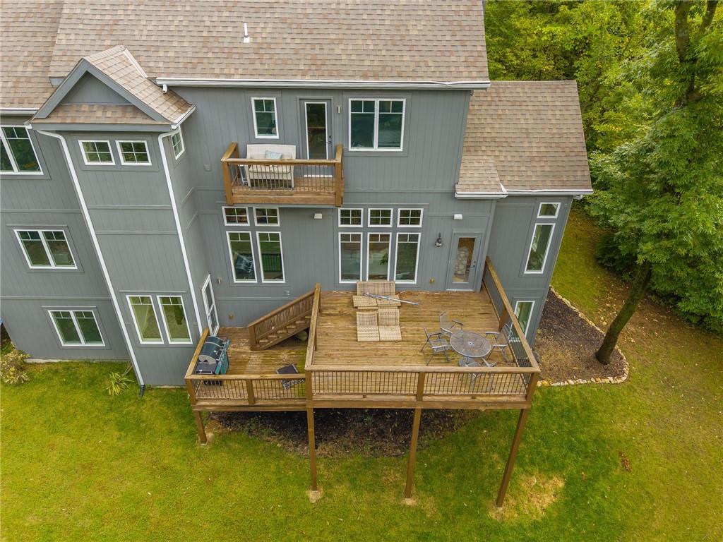 Parkville, Missouri, 64152, United States, 4 Bedrooms Bedrooms, ,5 BathroomsBathrooms,Residential,Active,1987258