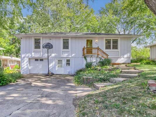 2203 S PARK AVE, OAK GROVE, MO 64075 - Image 1