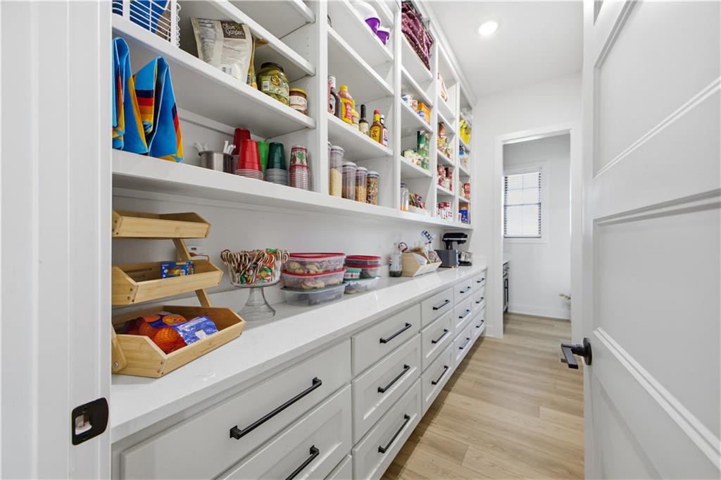 St Joseph, Missouri, 64507, United States, 5 Bedrooms Bedrooms, ,5 BathroomsBathrooms,Residential,Active,2007340