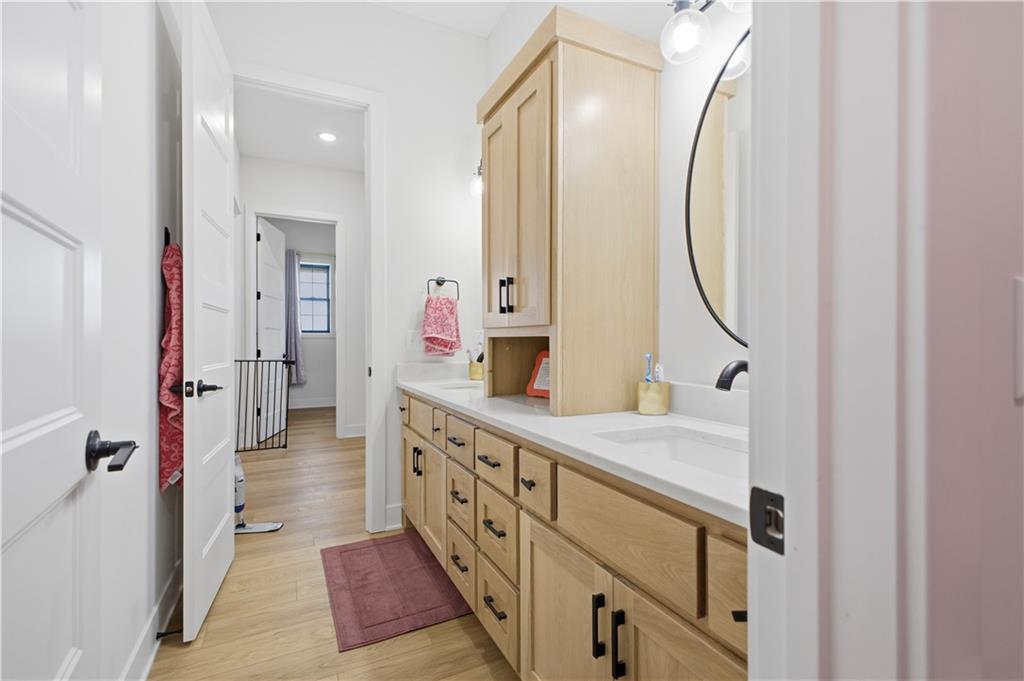 St Joseph, Missouri, 64507, United States, 5 Bedrooms Bedrooms, ,5 BathroomsBathrooms,Residential,Active,2007340