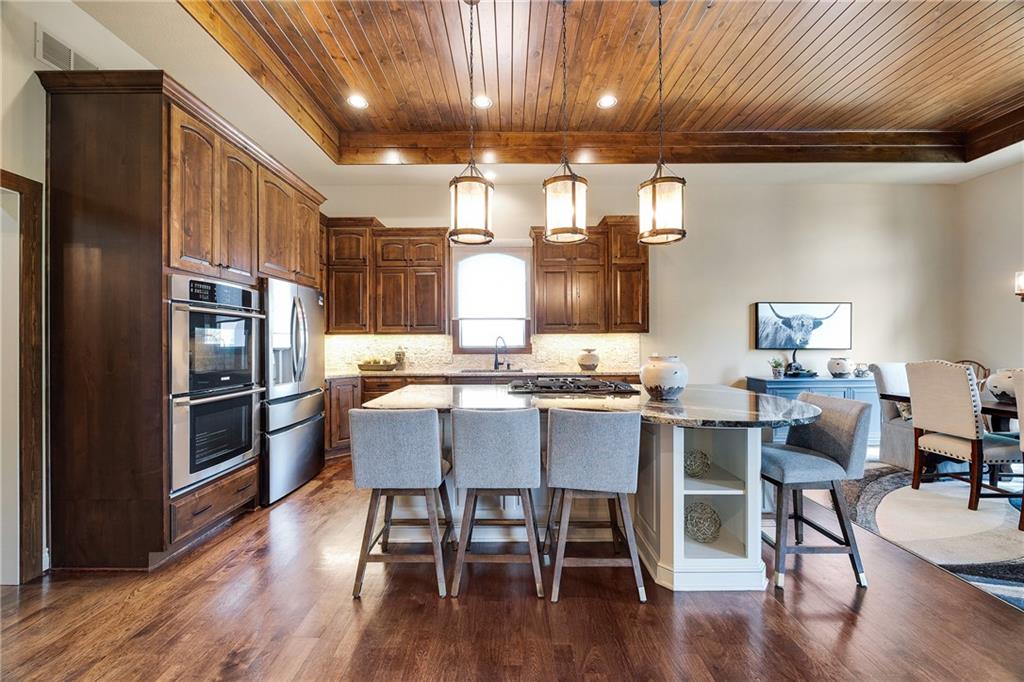 Loch Lloyd, Missouri, 64012, United States, 3 Bedrooms Bedrooms, ,4 BathroomsBathrooms,Residential,Active,1929453