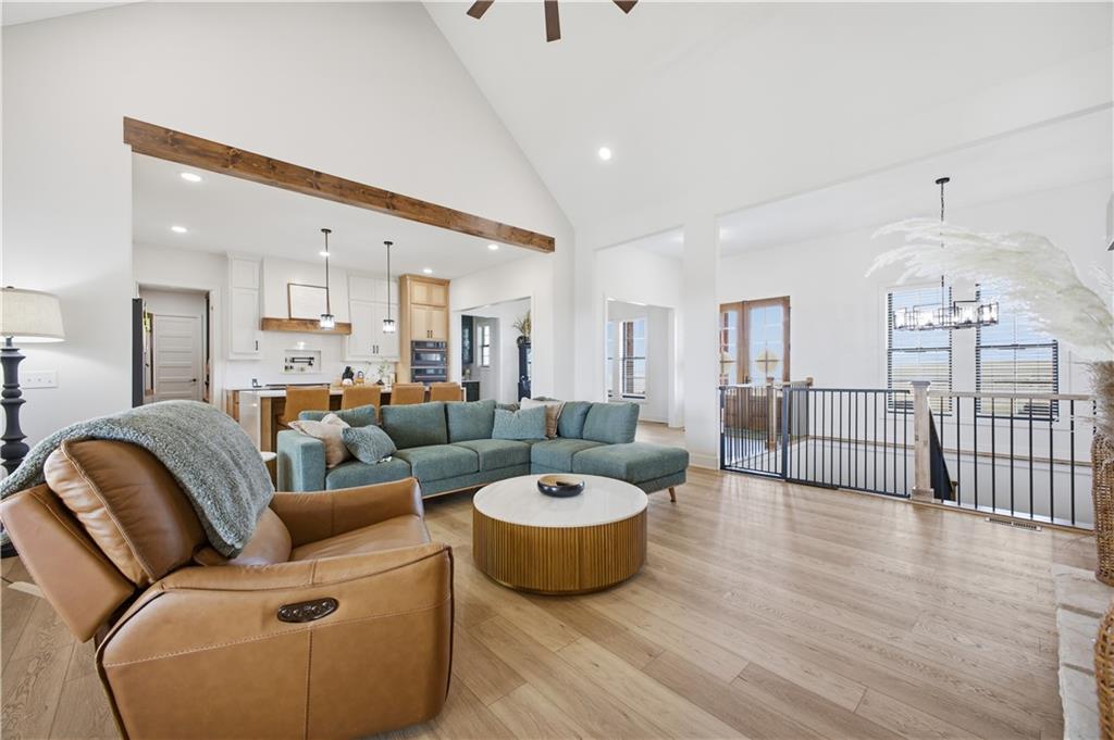 St Joseph, Missouri, 64507, United States, 5 Bedrooms Bedrooms, ,5 BathroomsBathrooms,Residential,Active,2007340