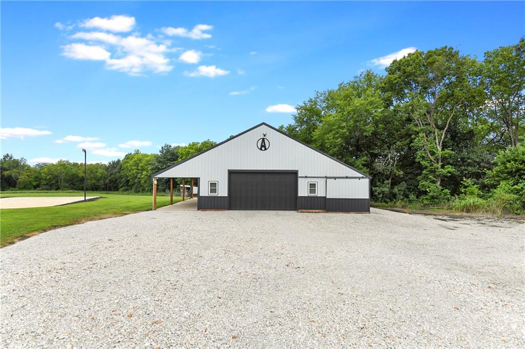 Odessa, Missouri, 64076, United States, 4 Bedrooms Bedrooms, ,4 BathroomsBathrooms,Residential,Active,1914840