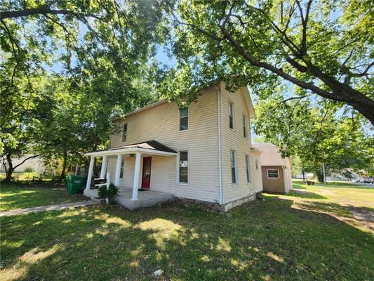 211 W DAKOTA ST, BUTLER, MO 64730 - Image 1